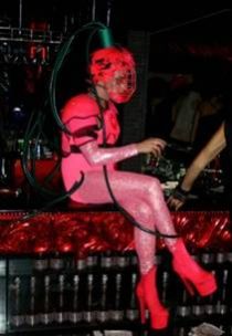 Template Clip Image004 0013 210x304